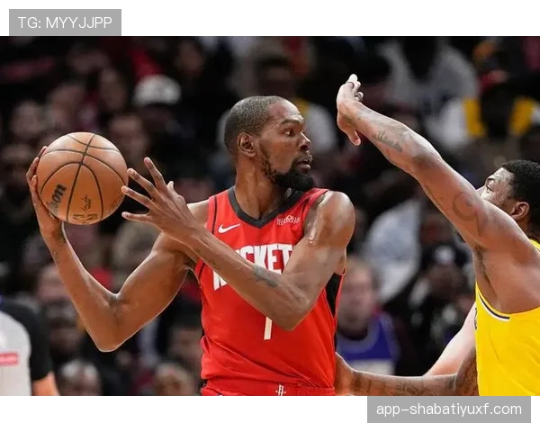 奥拉迪波利用突破创造空位投篮区别于杜兰特得分结构