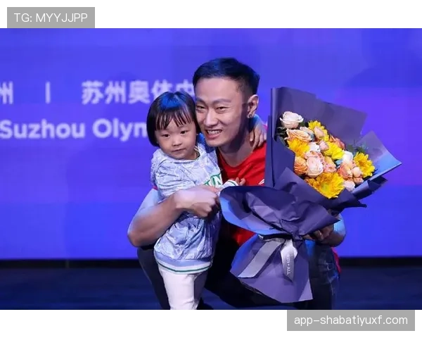 张楠退役后住进北京四合院，每天遛弯比训练还准时